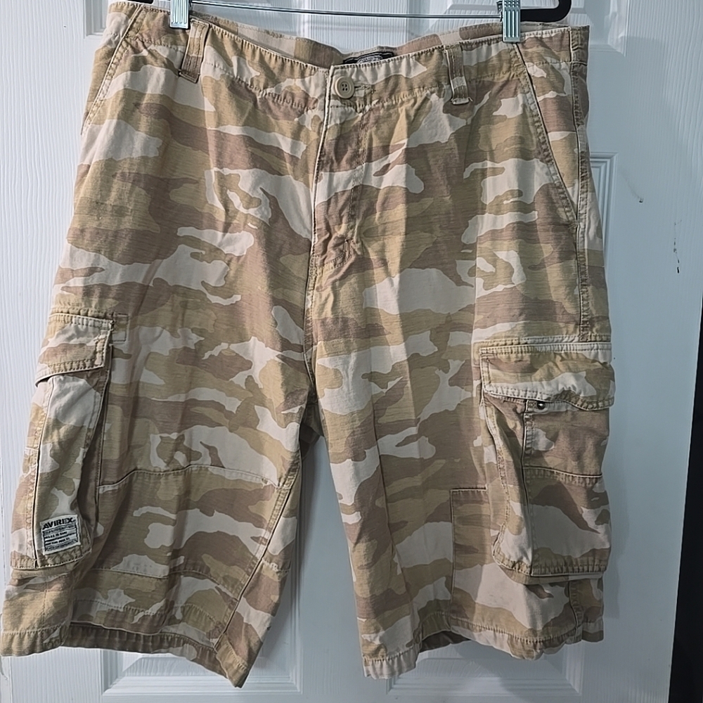 Vintage Avirex Mens Size 38 Heavyweight Military Camouflage Cargo Shorts